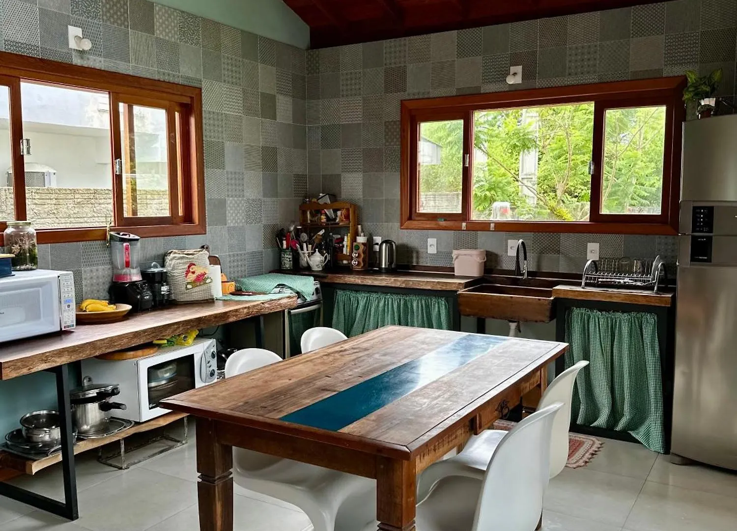 Casa Ampla E Com Jardi Villa Florianopolis